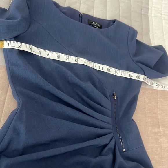(TAHARI) ladies stretch dress size 2 never worn - Picture 9 of 11